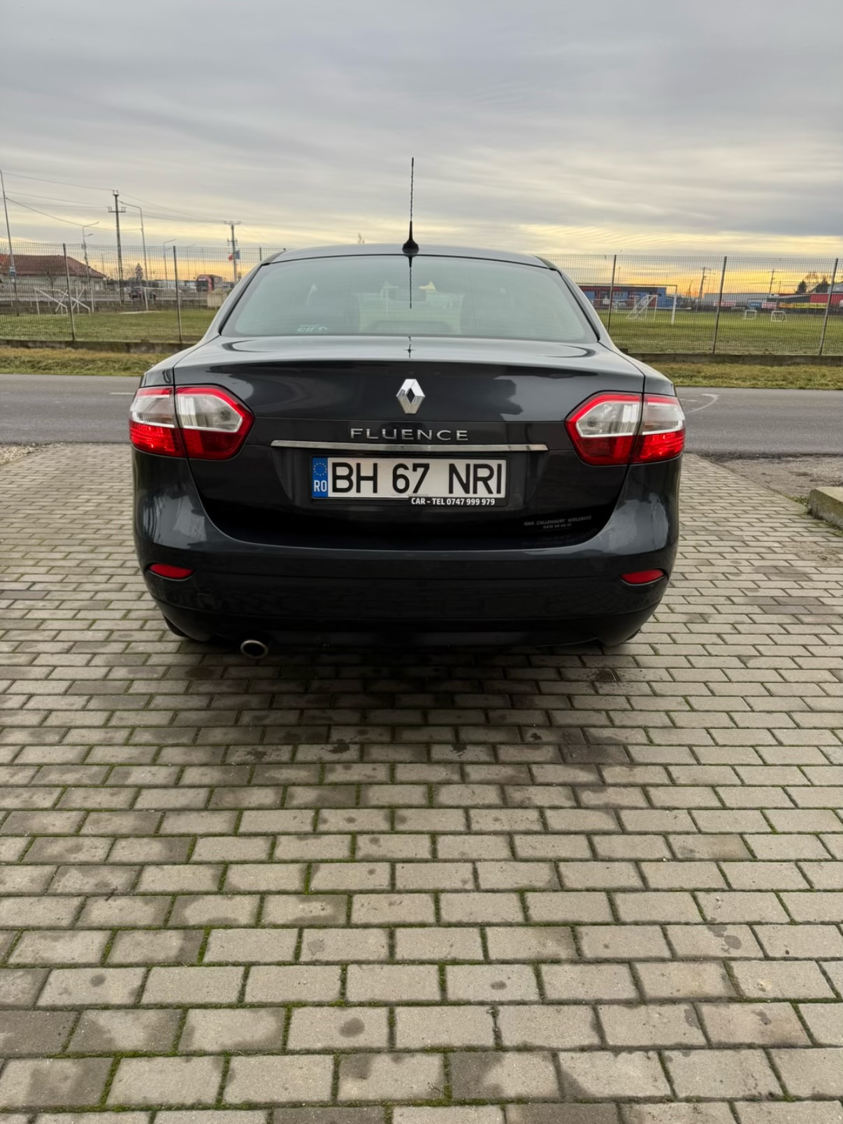 Renault FLUENCE, spate