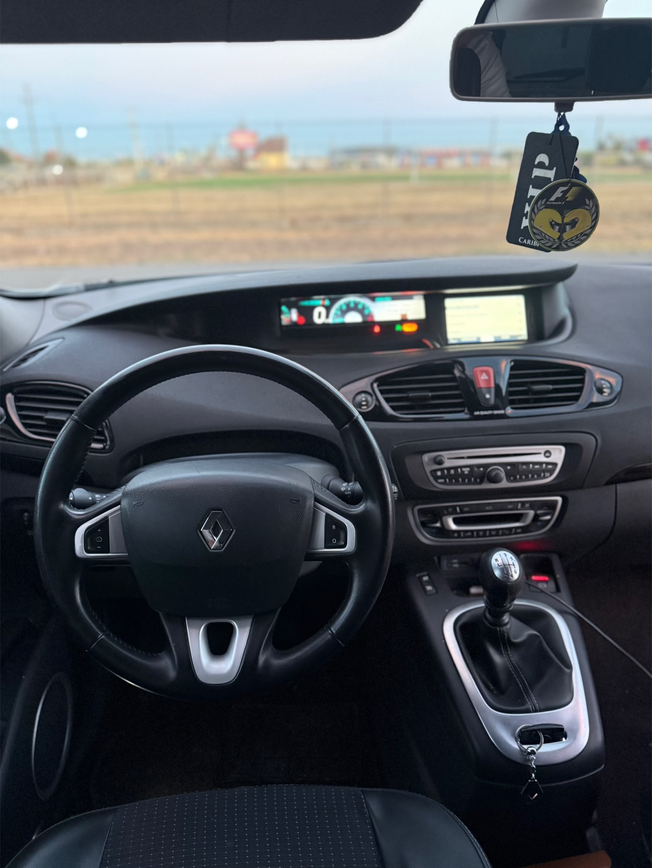 Renault MEGANE SCENIC, interior